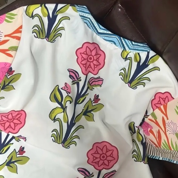 Floral printed short sleeve summer top - Picture 7 of 8